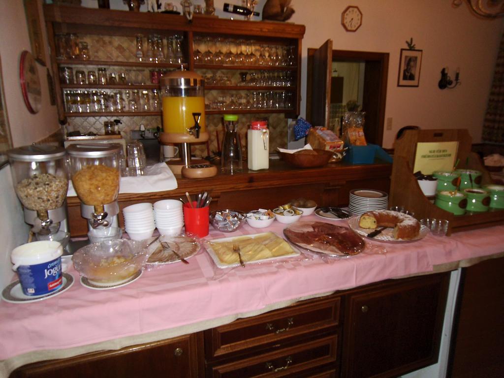Hotel-Garni Kaiserhof เราริส ภายนอก รูปภาพ