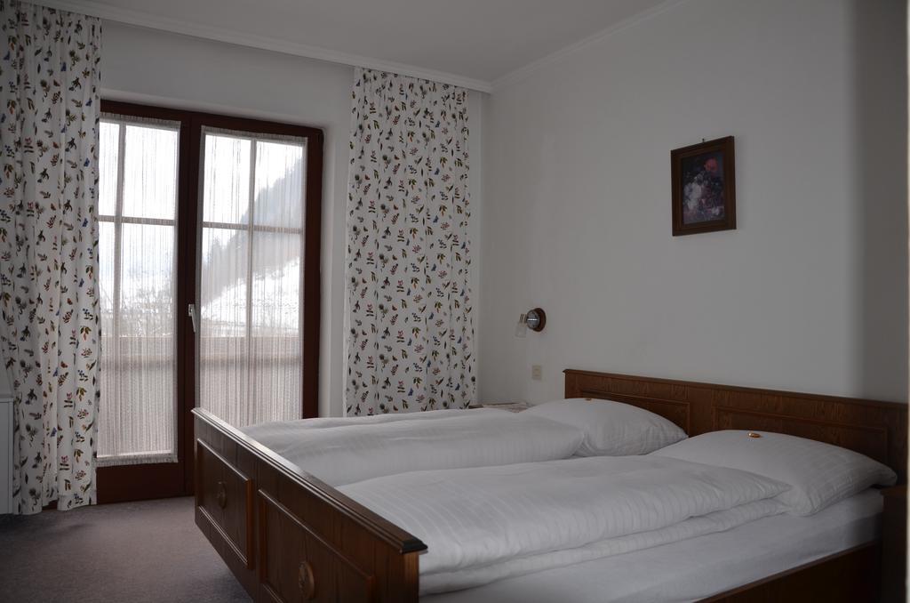 Hotel-Garni Kaiserhof เราริส ภายนอก รูปภาพ